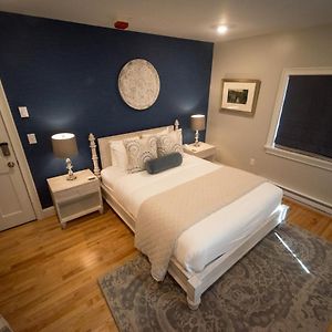 Room 12 – Queen Room Fireplace